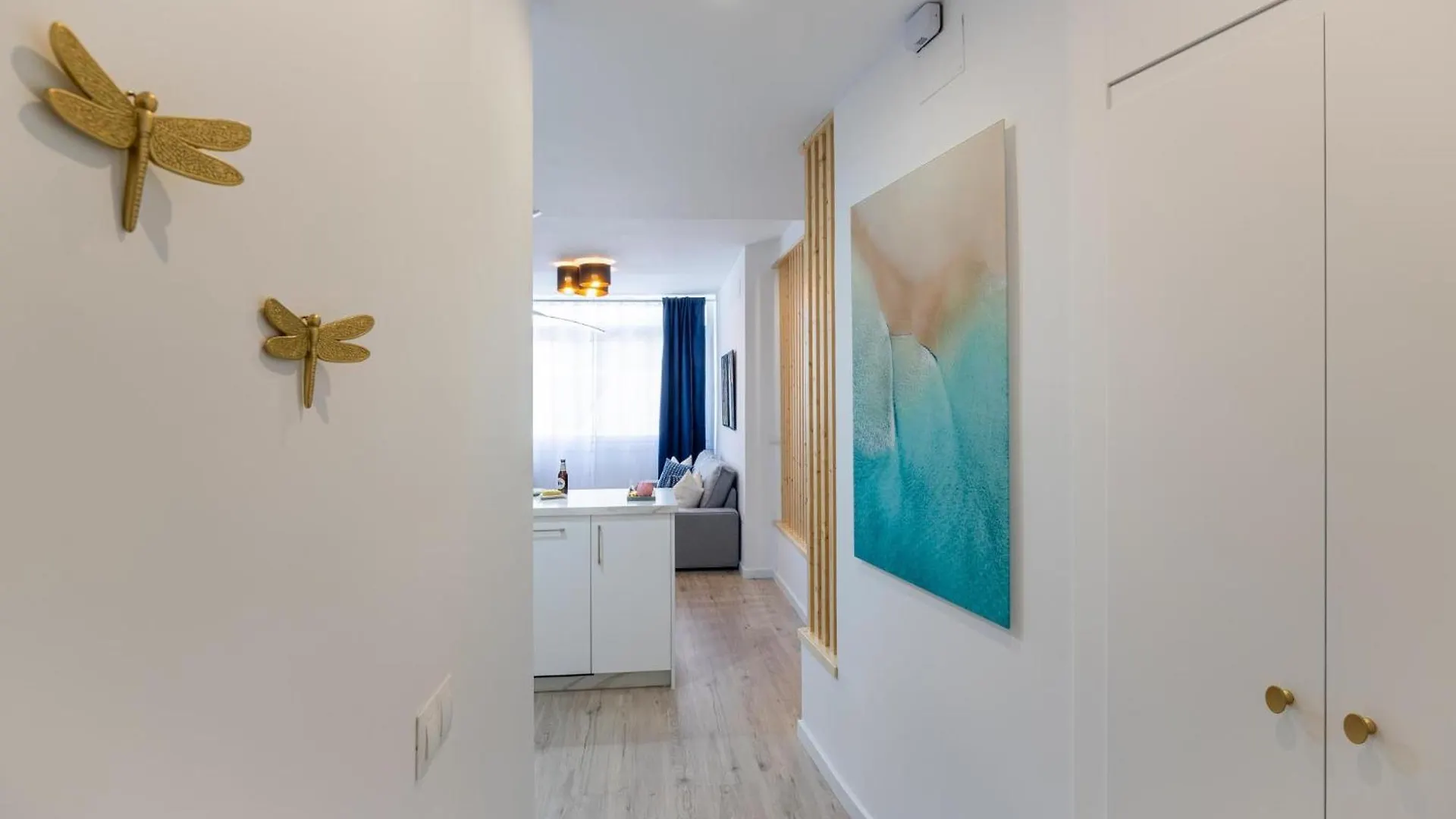 3 Pax Renovado Centro Wifi Ascensor Playa A 5 Min Parking Apartment Torremolinos 0*,  Spain