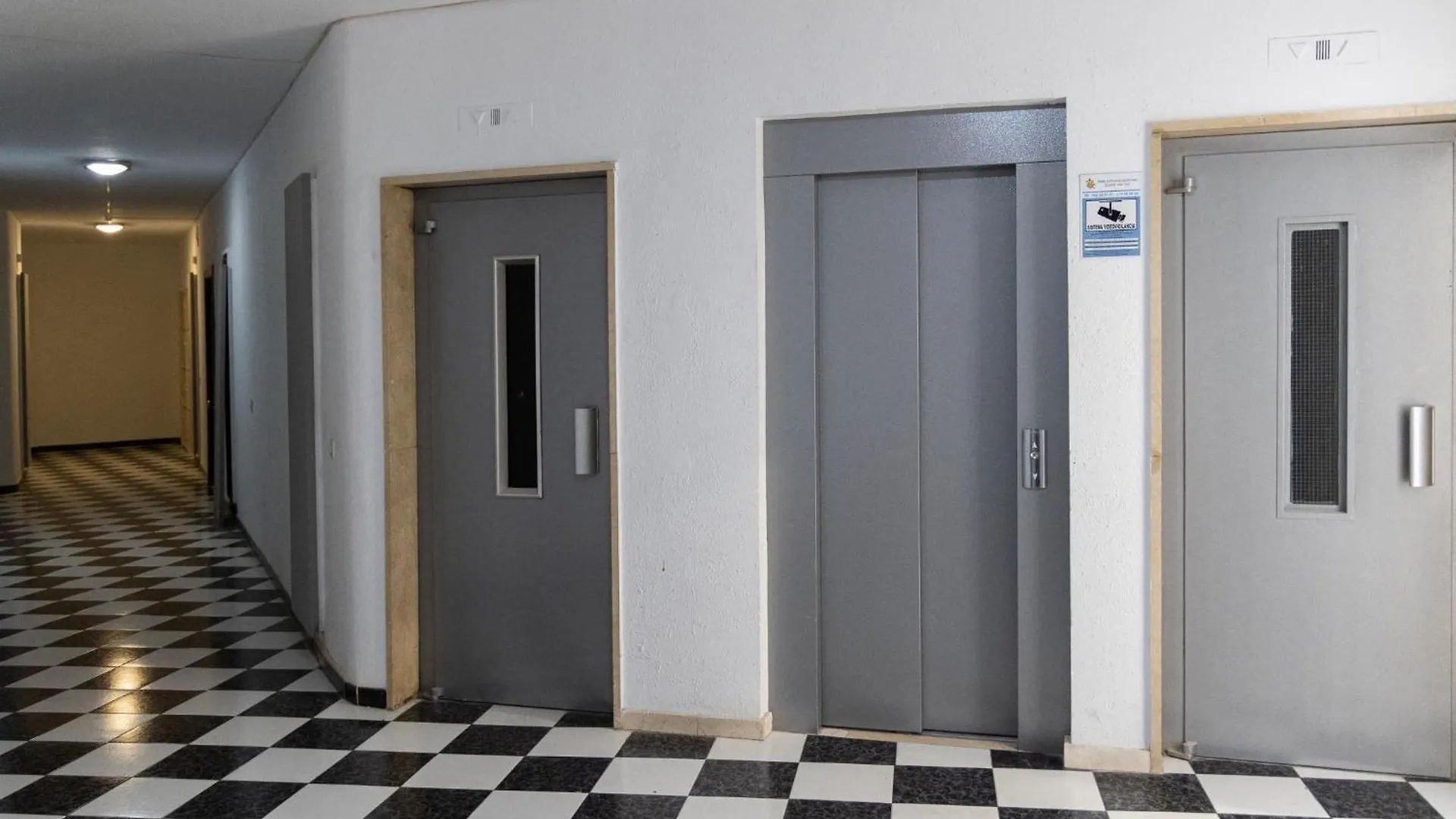 3 Pax Renovado Centro Wifi Ascensor Playa A 5 Min Parking Apartment Torremolinos 0*,